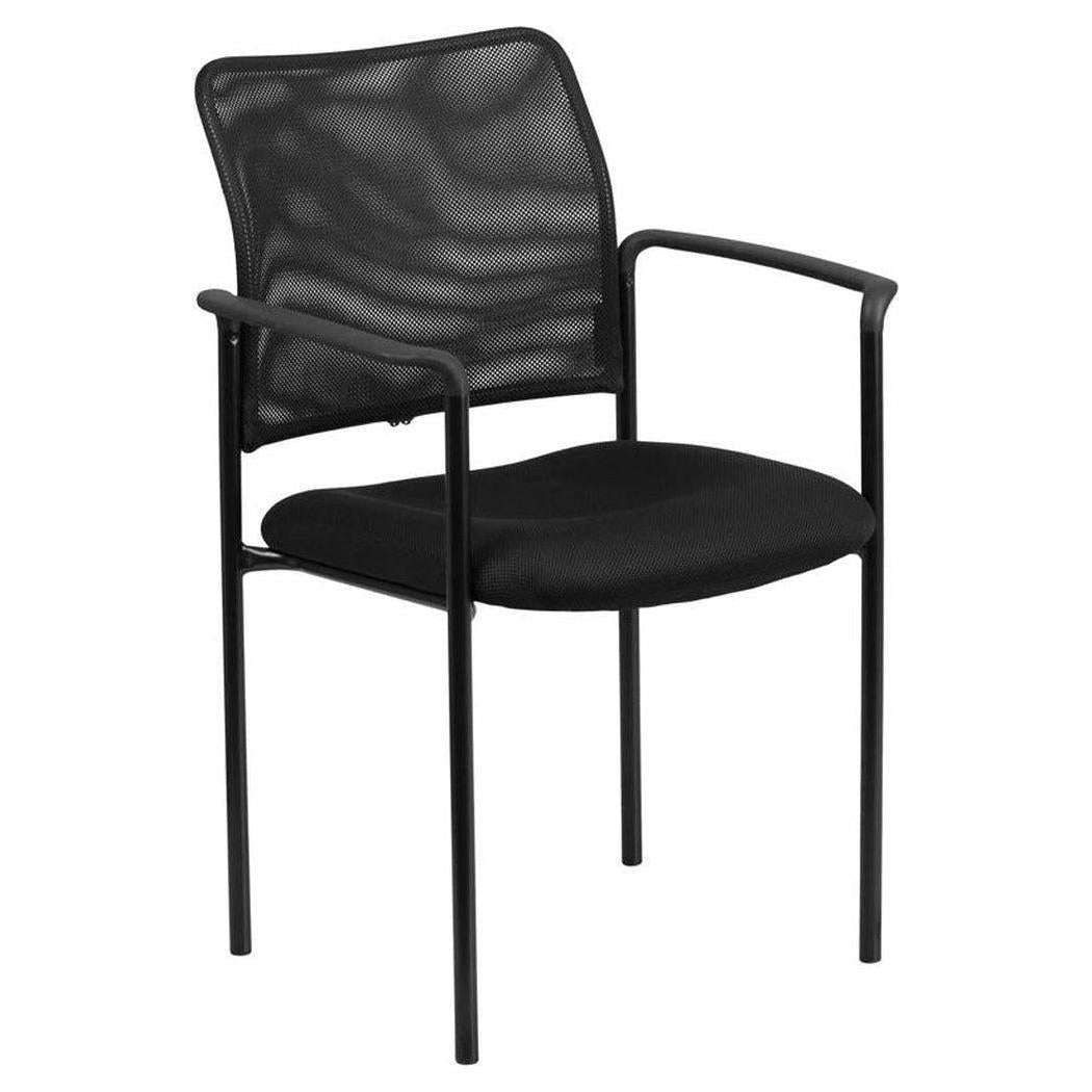 Chaise apilable de acero con respaldo de malla negra y apoyabrazos