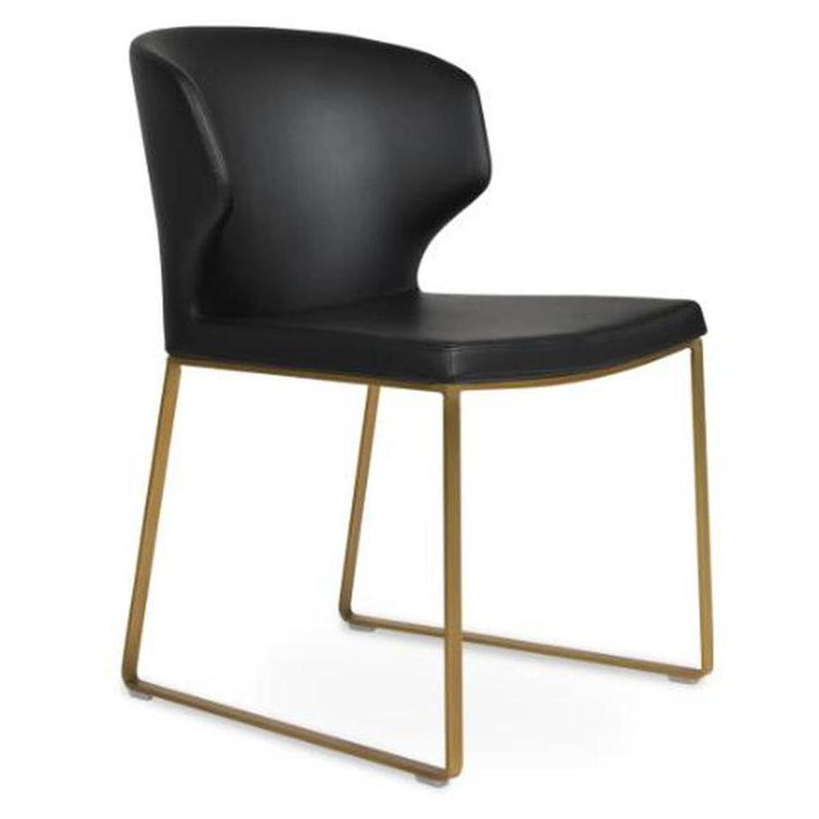 Chaise Amed + sur piétement traîneau