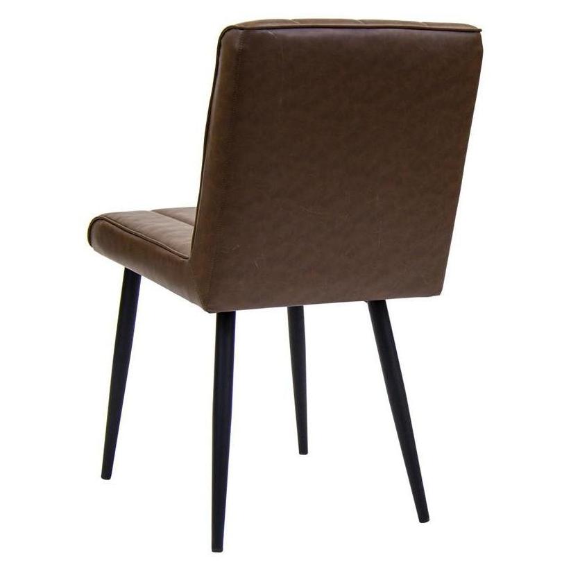 Chaise interior de metal acolchada con asiento y respaldo de vinilo marrón.