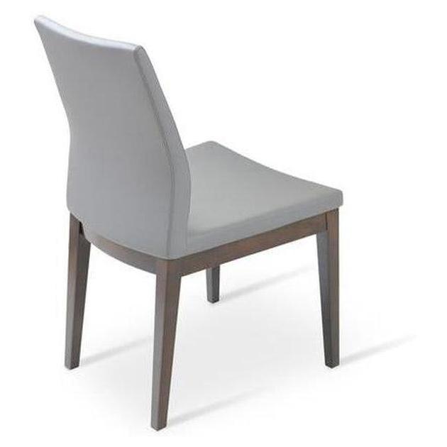 Chaise LINTAL en bois translates to "LINTAL wooden chair" in English.