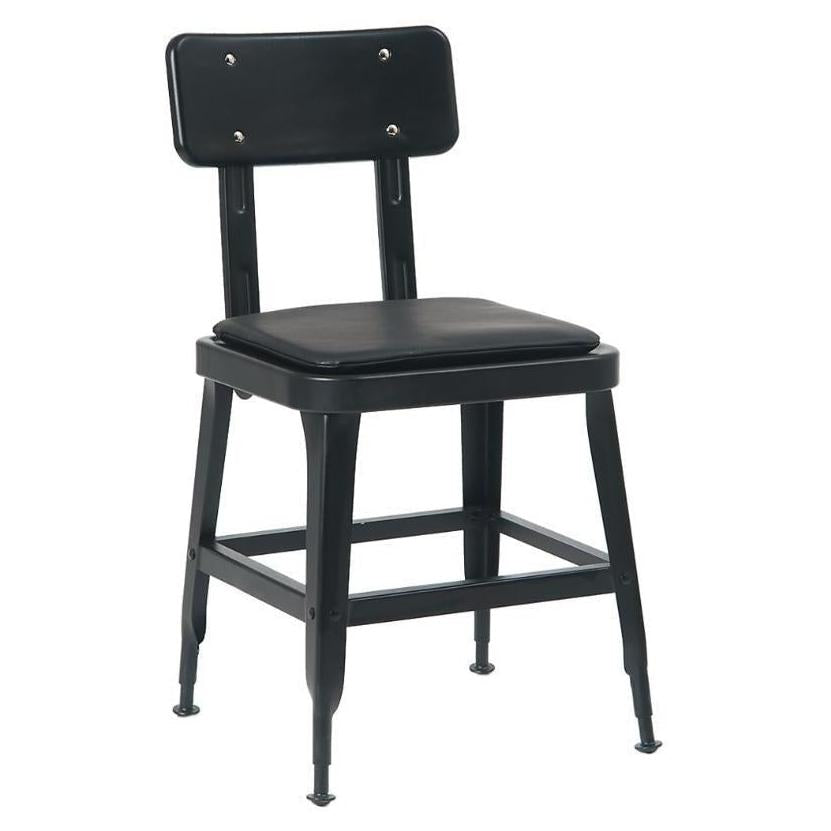 Chaise AYANJ en métal noir avec assise vinyle