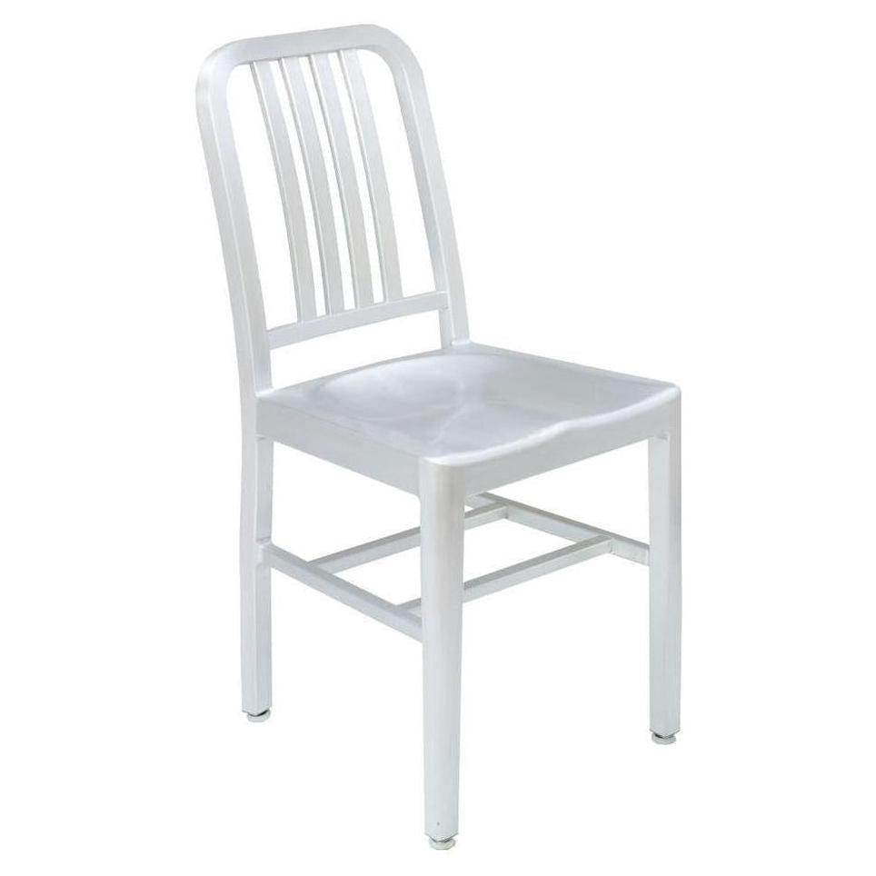 Tumbona exterior de aluminio anodizado con asiento de aluminio macizo