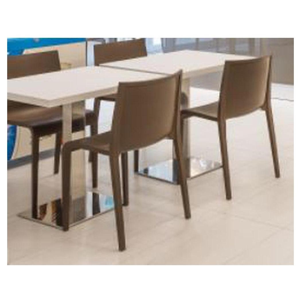 Chaise exterior TAO de resina apilable