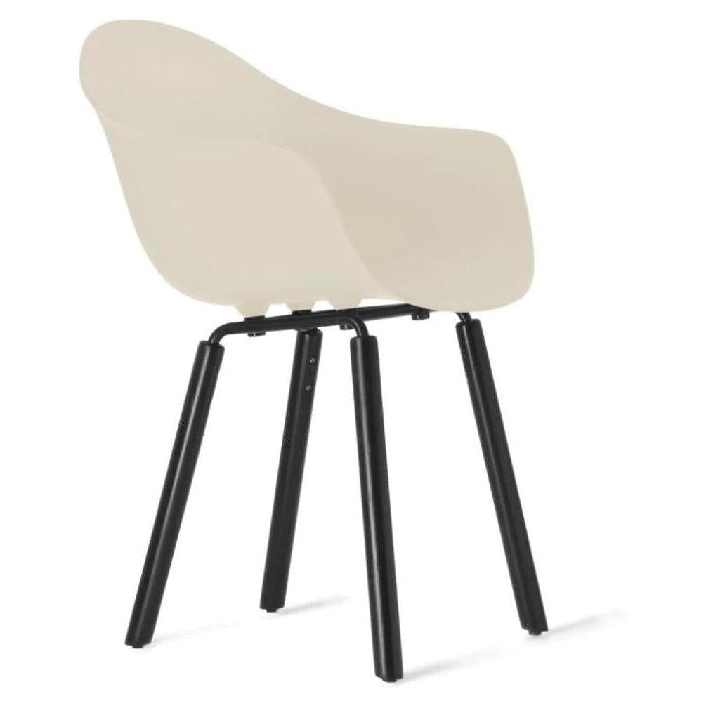 Armchair TA with Yi base