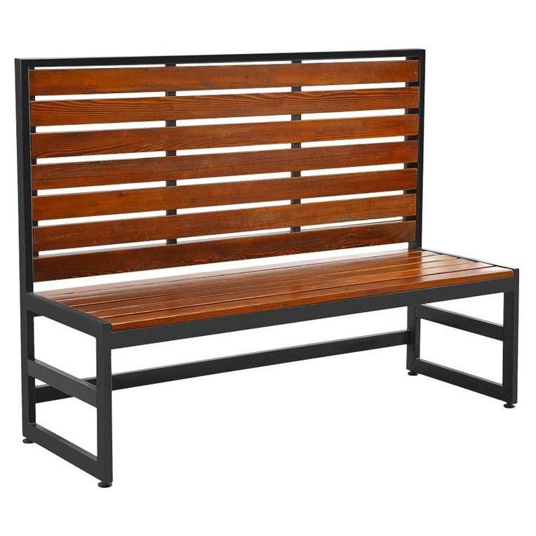 Bancos de restaurante modernos de listones de madera de caoba/pino con estructura de metal negra