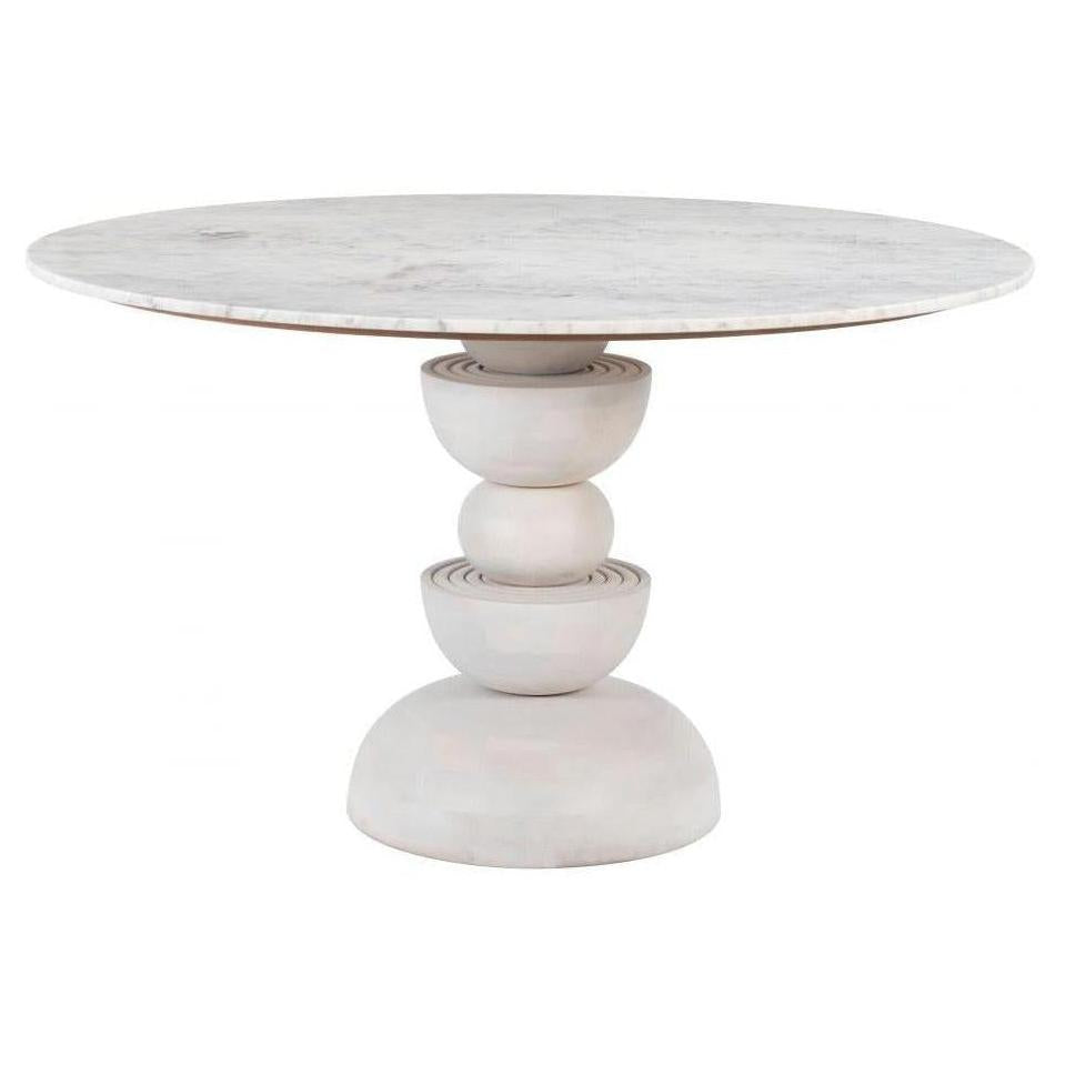 Table à manger DAKEYE finition bois blanchi