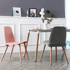 Chaise de salle à manger Noddy en plastique