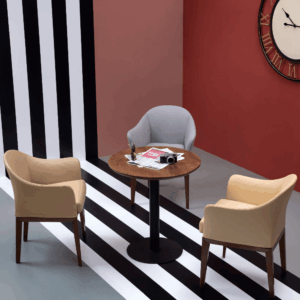 Lounge armchair Exuperi in wood and leather