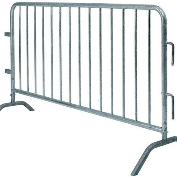 Safety barrier in galvanized steel 2 m
