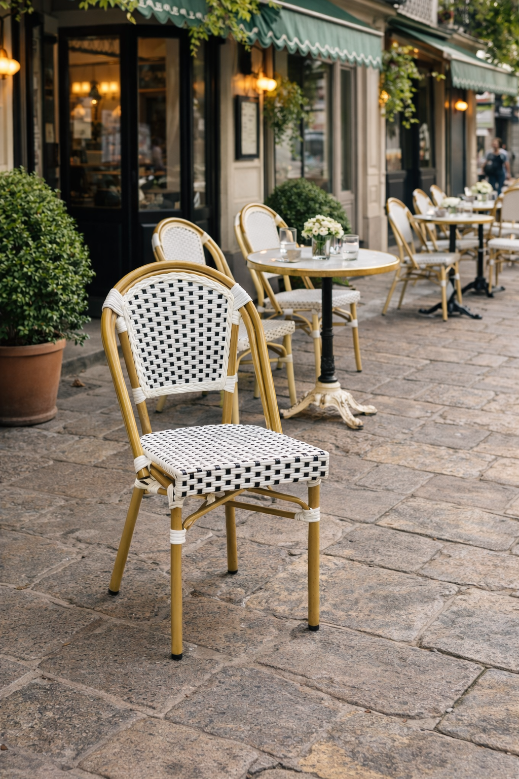 Chaise bistrot extérieur Lamarck – Noir et Blanc - Rotin