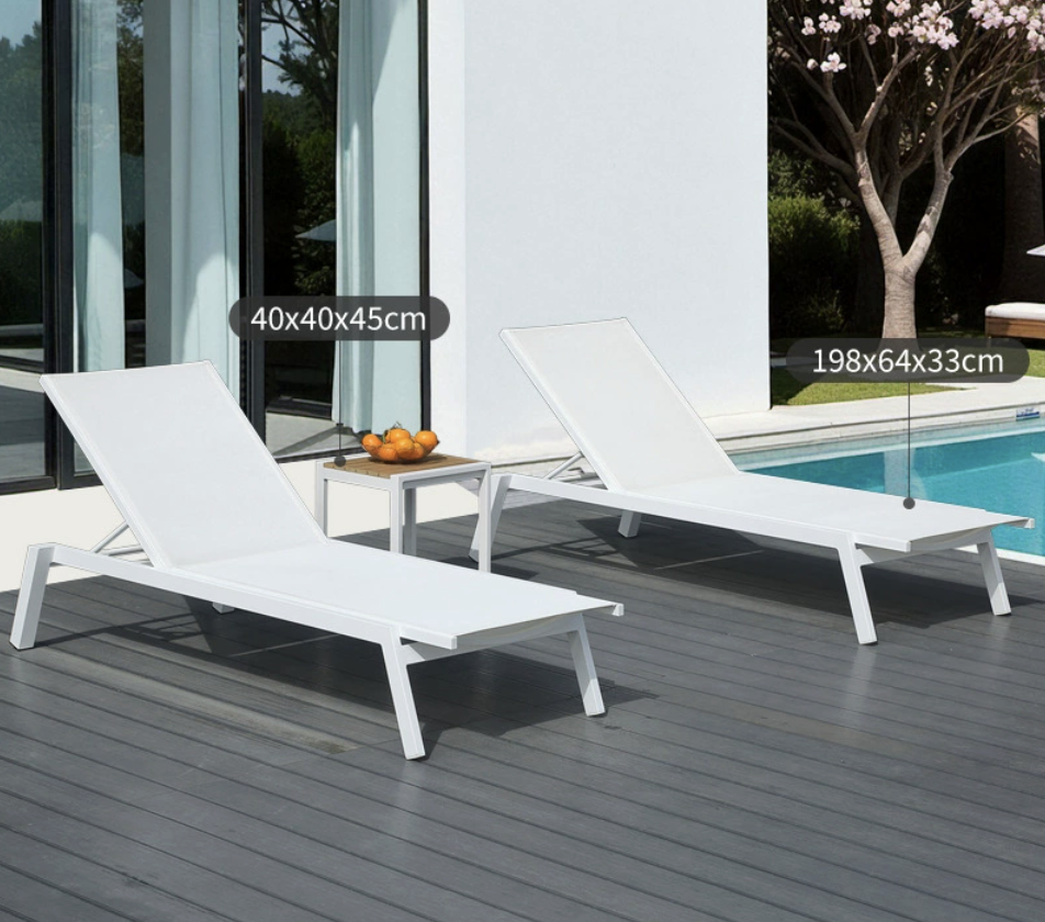 Combination of 2 sun loungers + 1 low table Slunče white